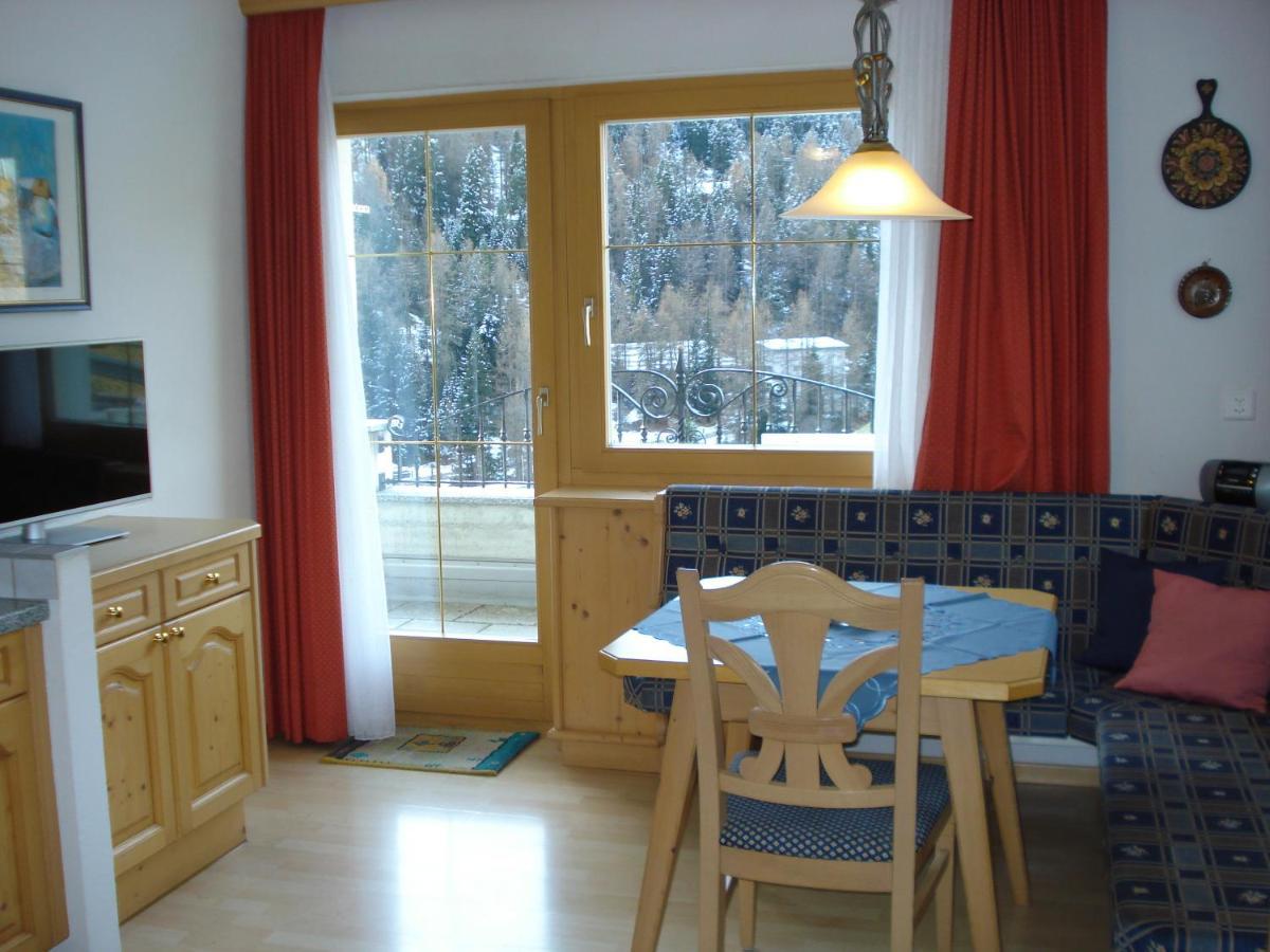 Chasa Valetta Apartment Samnaun Phòng bức ảnh