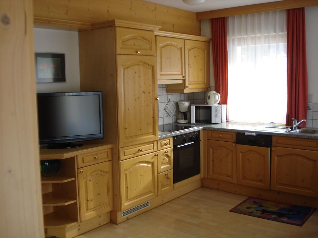 Chasa Valetta Apartment Samnaun Ngoại thất bức ảnh